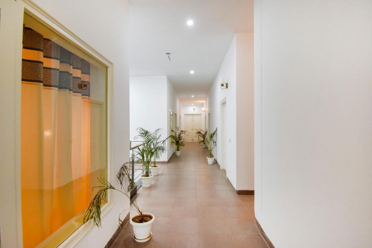 מלון לודהיאנה Oyo 75460 Sky High Residency מראה חיצוני תמונה