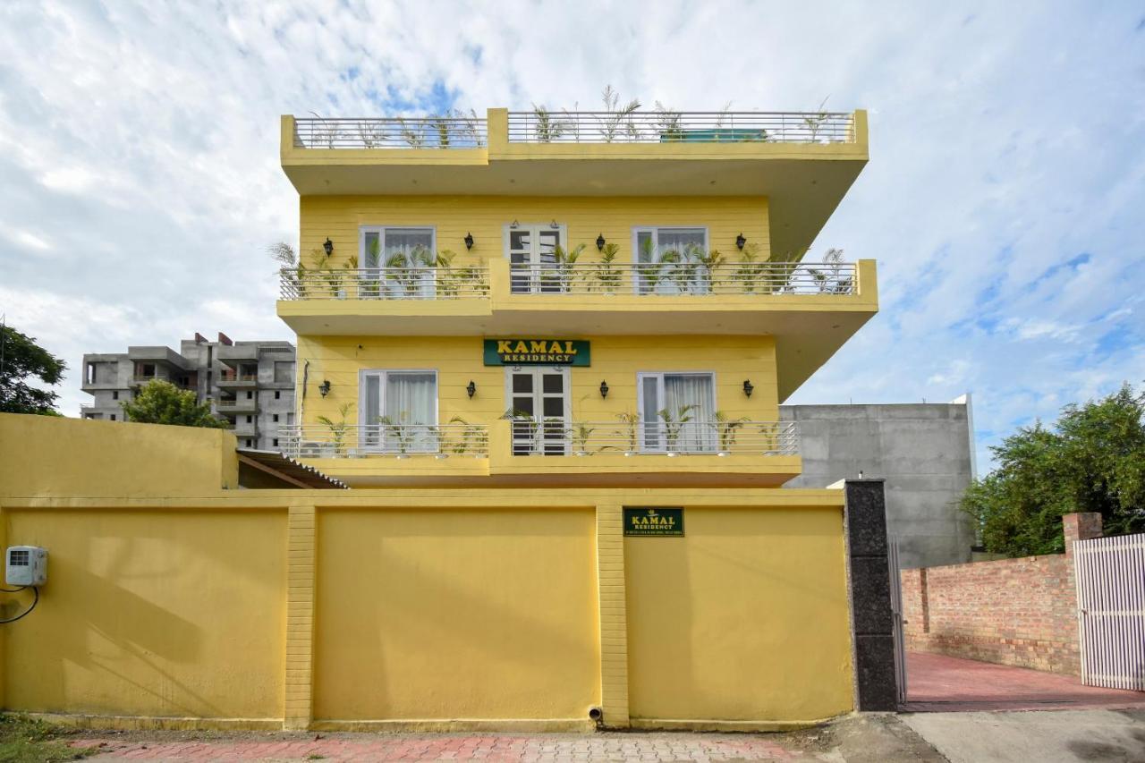 מלון לודהיאנה Oyo 75460 Sky High Residency מראה חיצוני תמונה