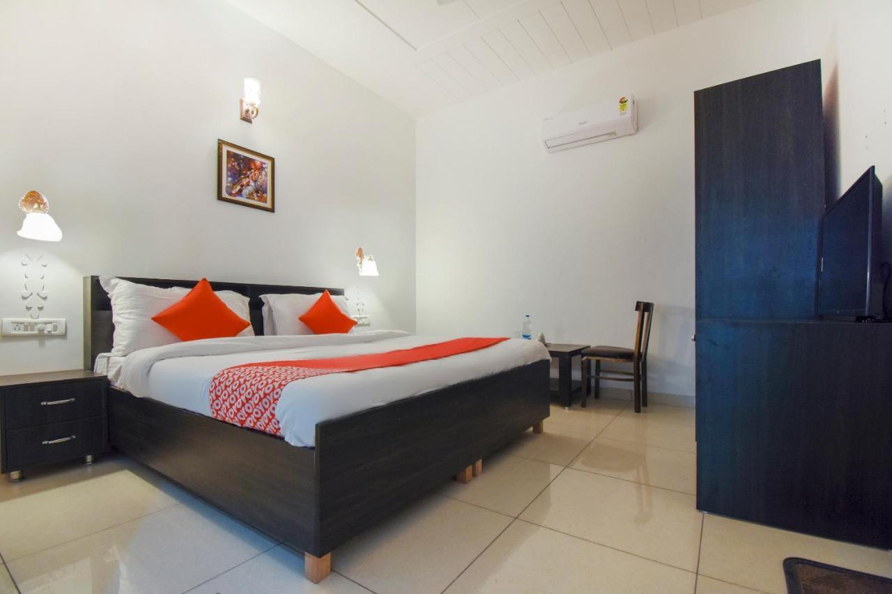 מלון לודהיאנה Oyo 75460 Sky High Residency מראה חיצוני תמונה