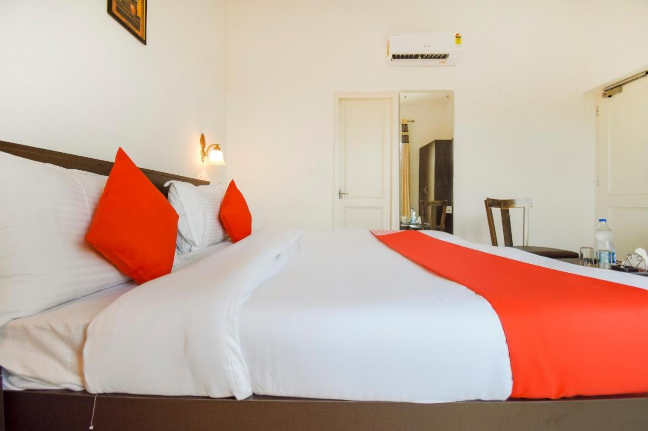 מלון לודהיאנה Oyo 75460 Sky High Residency מראה חיצוני תמונה